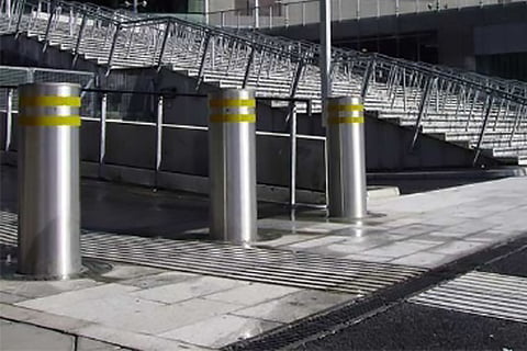 ボラード（車両止め）